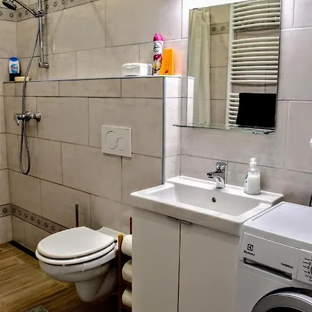 Keknefelejcs Vendeghaz *