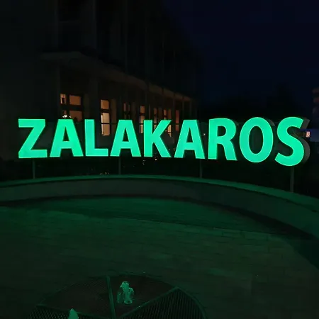 Keknefelejcs Vendeghaz 別荘